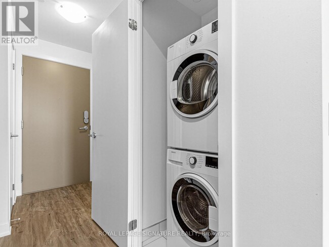 Photo - 5 Quarrington Ln Unité 1408