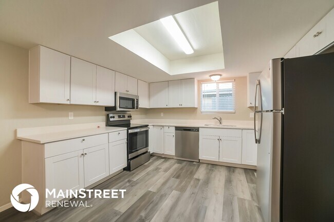 Photo - 4506 W Edgemont Ave