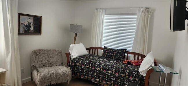 Photo - 1075 Foxfire Ln Unidad 201
