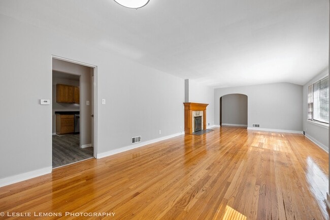 Photo - 329 E 8th Ave