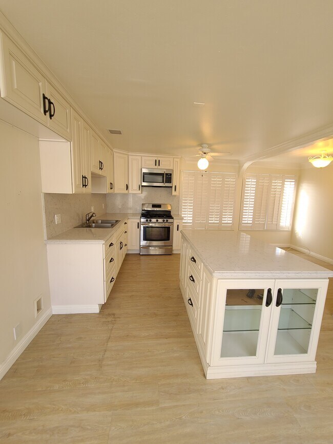 Photo - 215 E El Portal Unidad 6