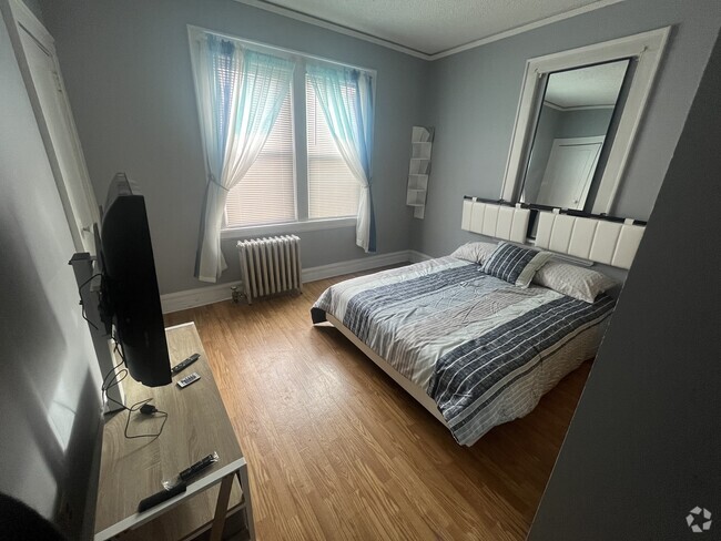 Building Photo - 400 N 12th St Unit Newark Rental