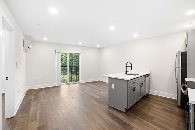 Photo - 7620 Ridge Ave