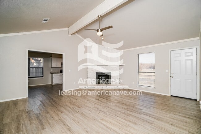 Photo - 8009 E Lansing St