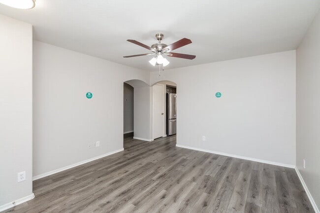 Photo - 11834 W Sunnyside Dr