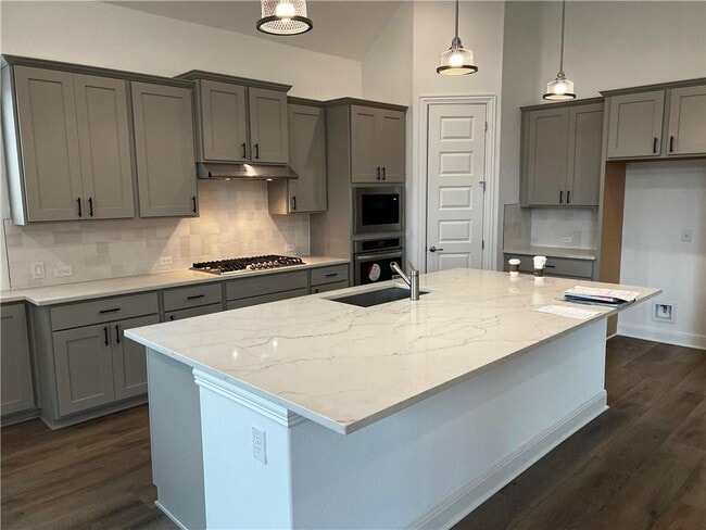 Photo - 824 Sunny Ridge Dr