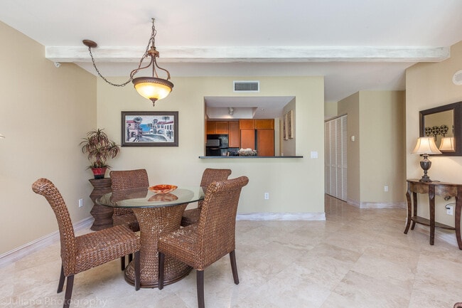 Photo - 99 SE Mizner Blvd Unit 323