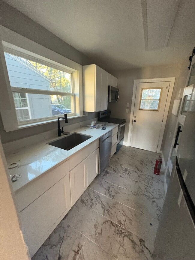 Photo - Cottage Home 2/2 Overlooking Lake Euclid in Leesburg