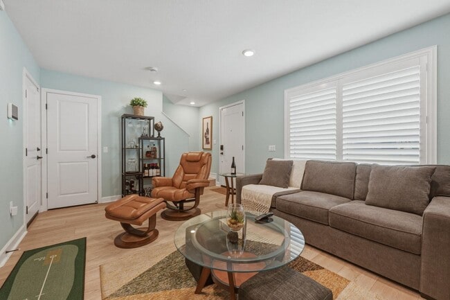 Photo - 2081 Acara Cir