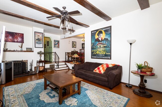 Building Photo - Private Oasis in Beachwood Canyon with Hol... Rental