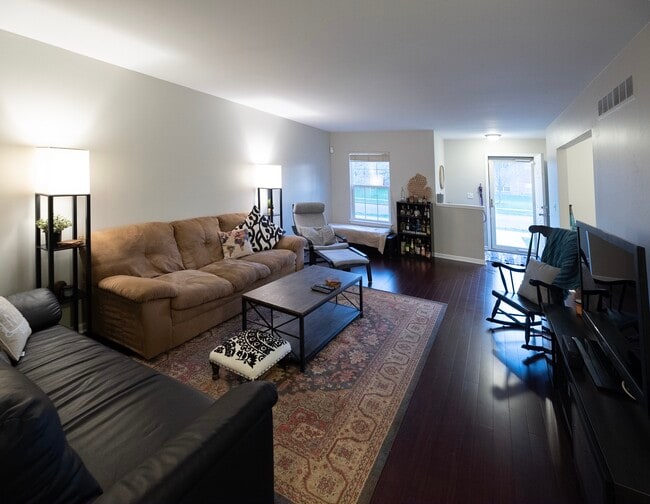 living room - 1252 17th St