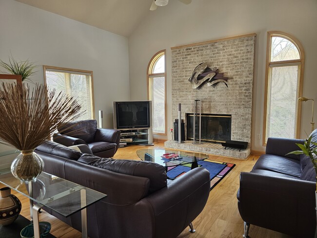 Photo - 5 Autumn Hill Ct