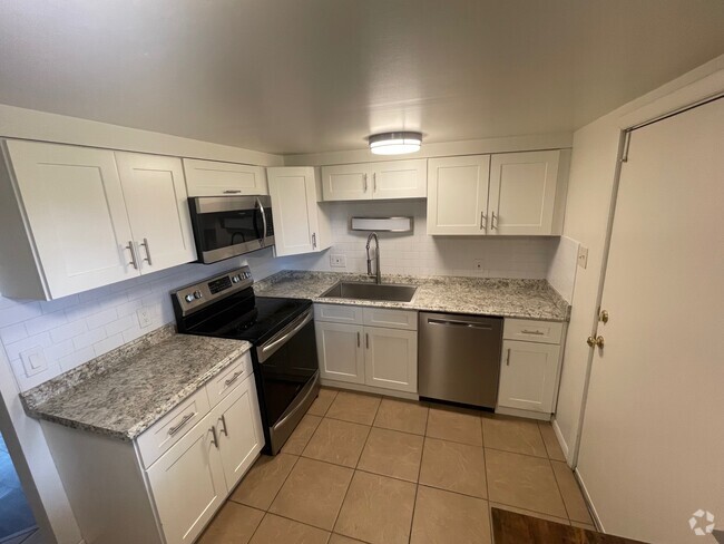 Building Photo - 4445 Jay St Unit 1 Rental