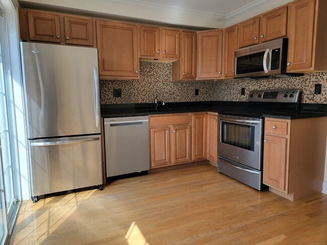 Photo - 85 Camp Ave Unit APT 2C