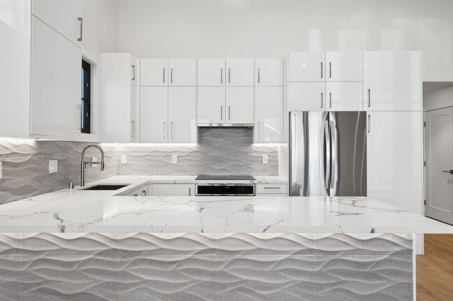 Photo - Newly Built Home With Loft in Downtown Palo Alto