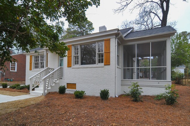 Photo - Beautiful 3 bedroom/2 bath house in highly desirable Shandon location! Available June 2026!