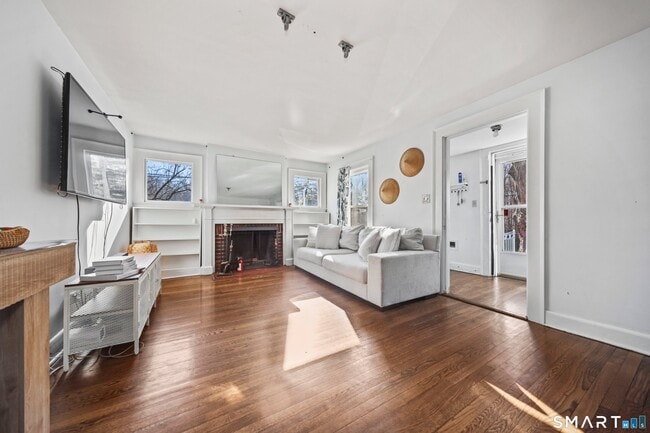 Photo - 196 Waite St