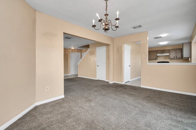 Photo - 8914 Pecan Pl Dr