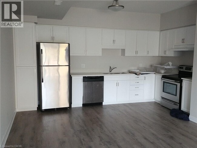 Photo - 65 Progress Cres