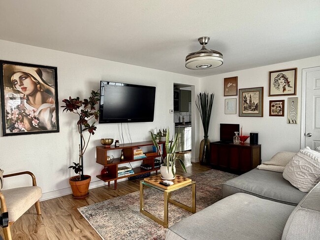 Photo - Delightful ranch home, featuring 3 bedroom...