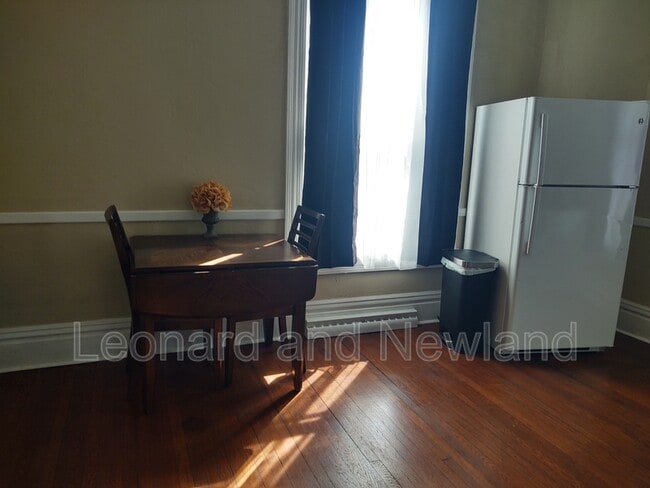 Photo - 1330 Maple Ave