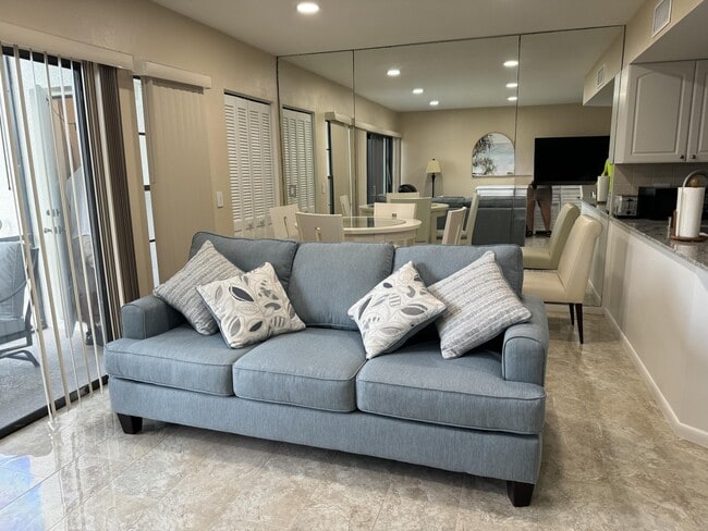 Photo - 1605 S US Hwy 1 Unit V4-101