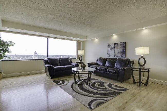 Photo - Hargrave Place