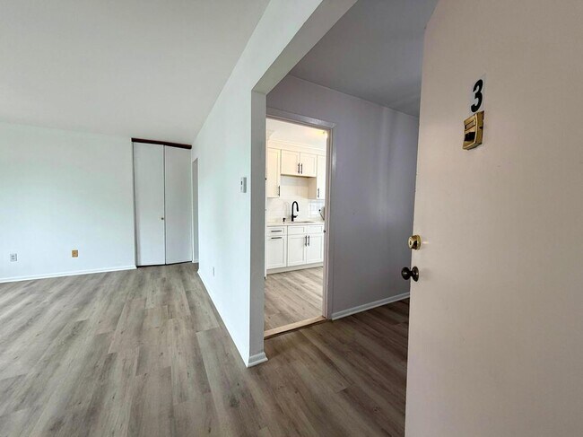Photo - 18 Fairview Dr Unit 3