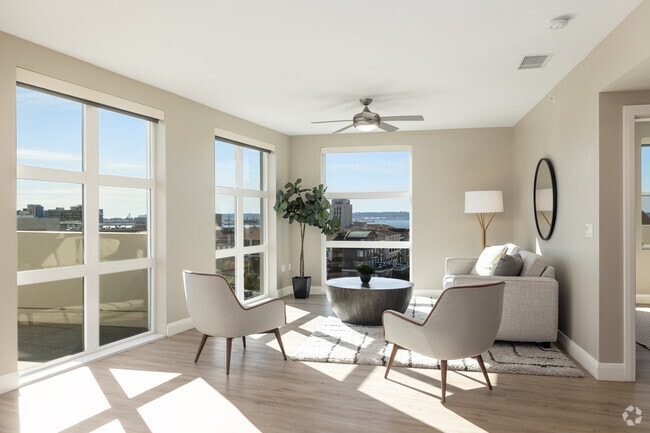 Espaciosa disposición - Vici Luxury Rentals - Little Italy