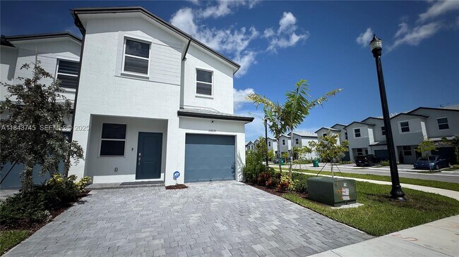 Building Photo - 35919 SW 179th Ave