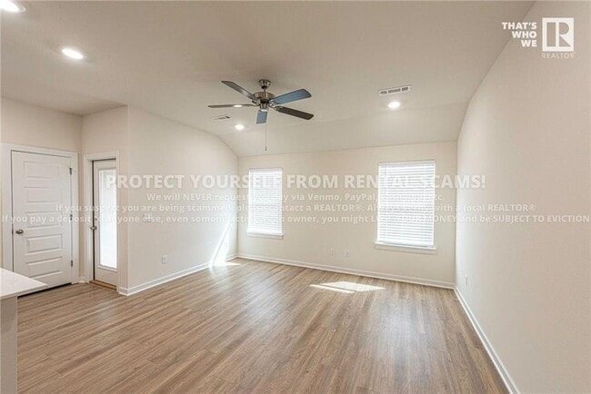 Photo - 3801 Pinecrest St