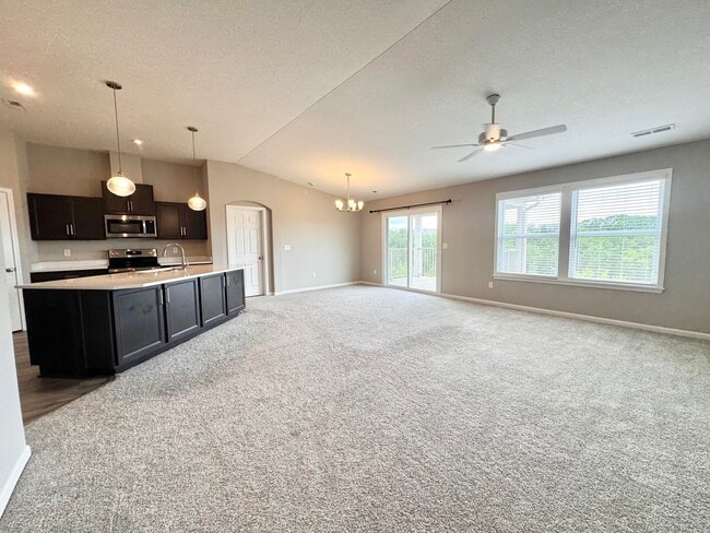 Photo - 7761 Devonshire Dr Unit 34-304