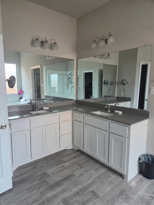 3448 Evergreen Wy