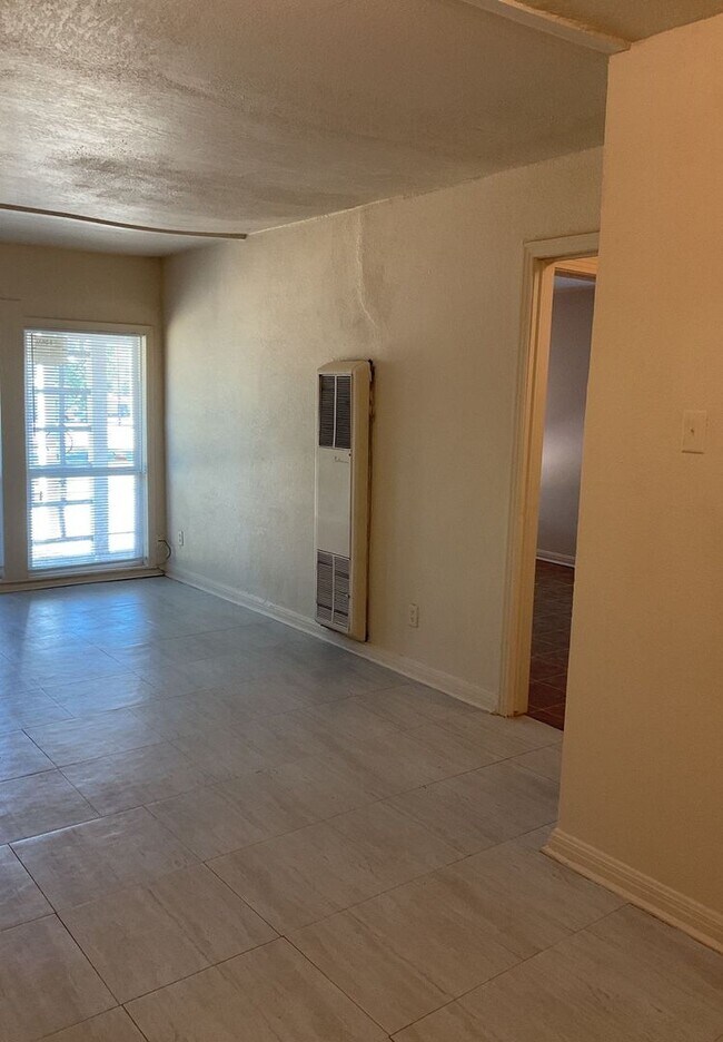 Photo - 1509/1511 Poage Avenue Unit 1509 Poage Avenue