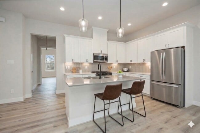 Photo - 6110 De Campo St