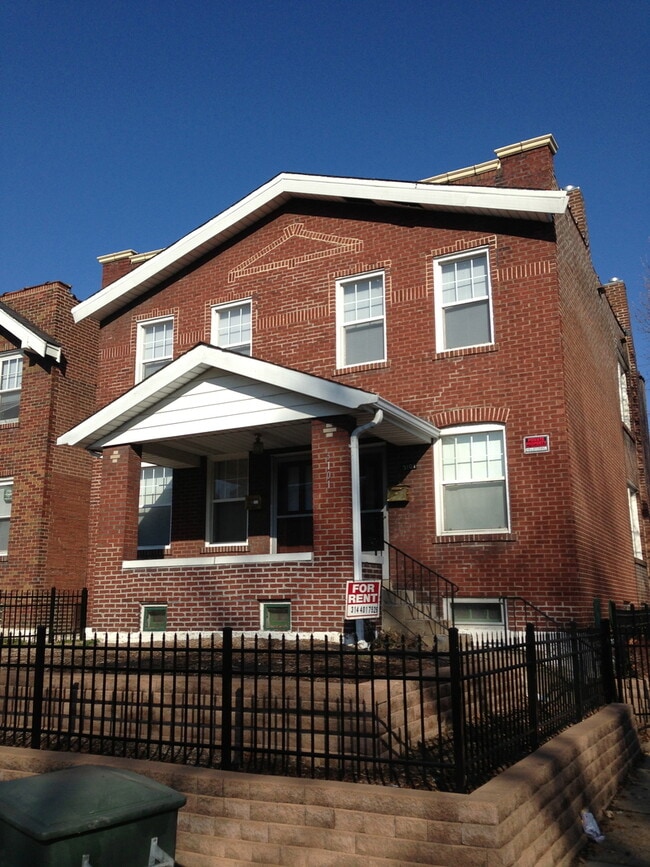Building Photo - 3101 Miami St Unit LL