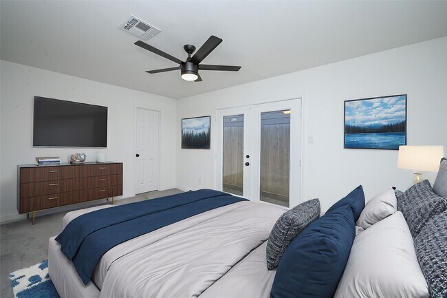 Photo - 4710 Hershe St