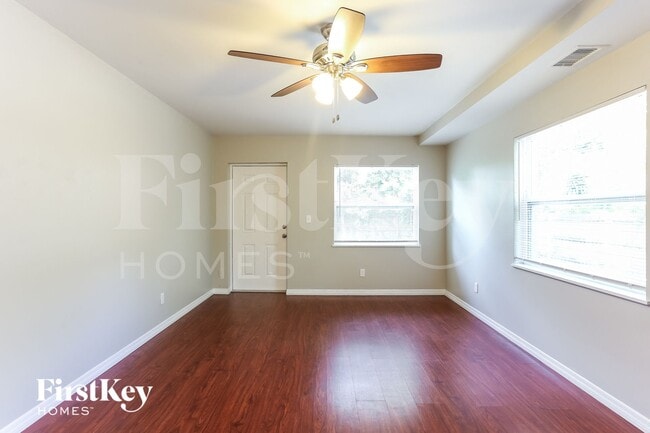 Photo - 5245 2nd Ave N