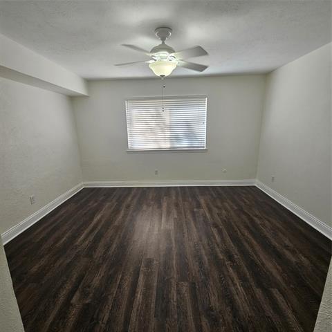 Photo - 7903 Meadow Park Dr Unit 103