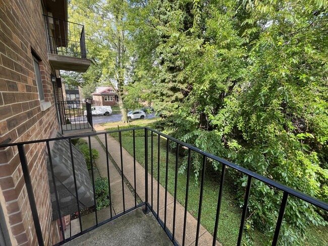 Photo - 1030 Dunlop Ave