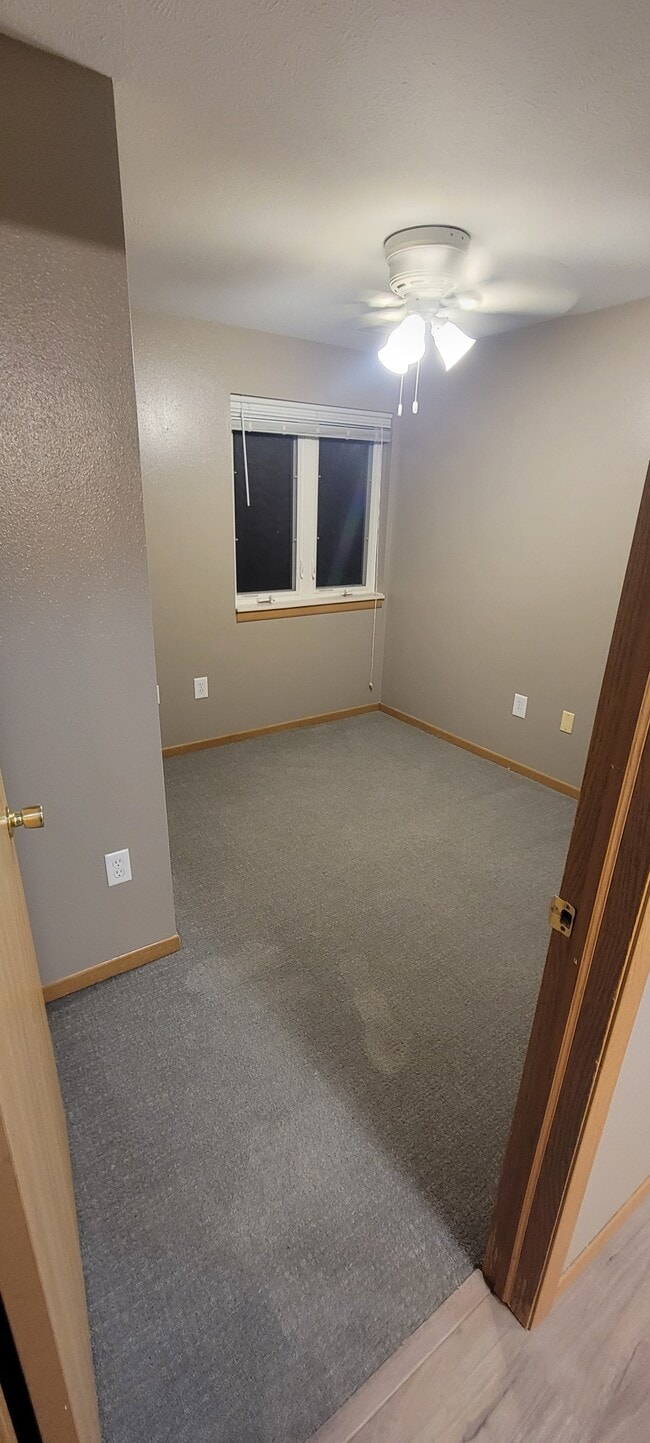 Photo - 1308 E Redwood Blvd Unit 1408 E Redwood BVD