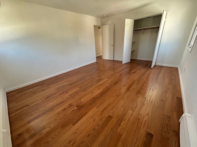 Photo - 405 Massapequa Ave