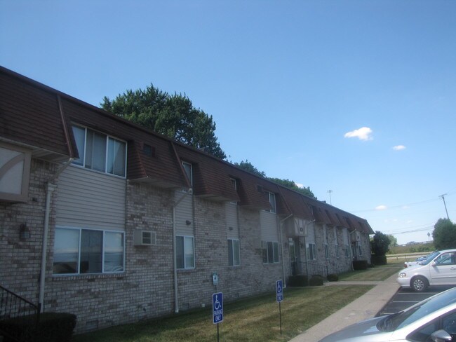 Camelot East Apartments