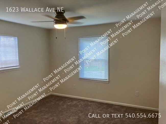 Photo - 1623 Wallace Ave NE