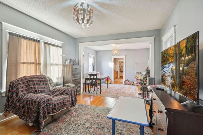 Photo - 3010 Grand St NE Unit 3010 Grand St NE