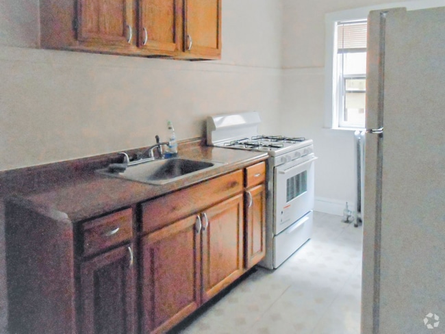 Building Photo - 2610 W Gunnison St Unit 2R Rental