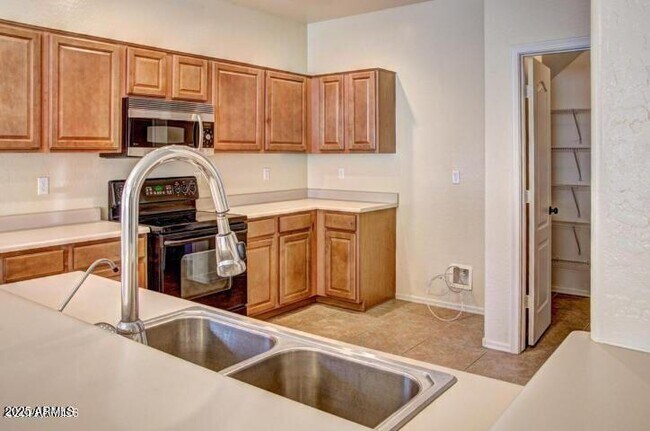 Photo - 41132 N Hudson Trail