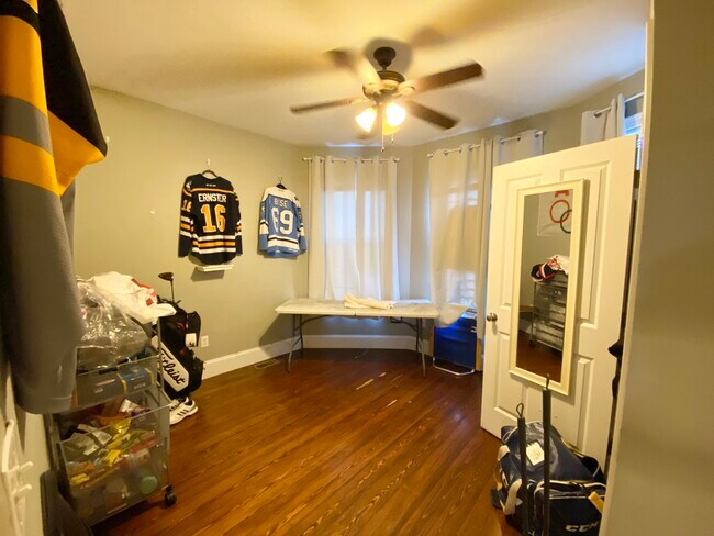 Photo - 178 Hillside St Unit 1