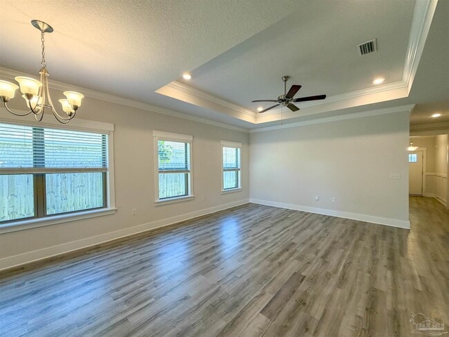 Photo - 4462 Jude Way