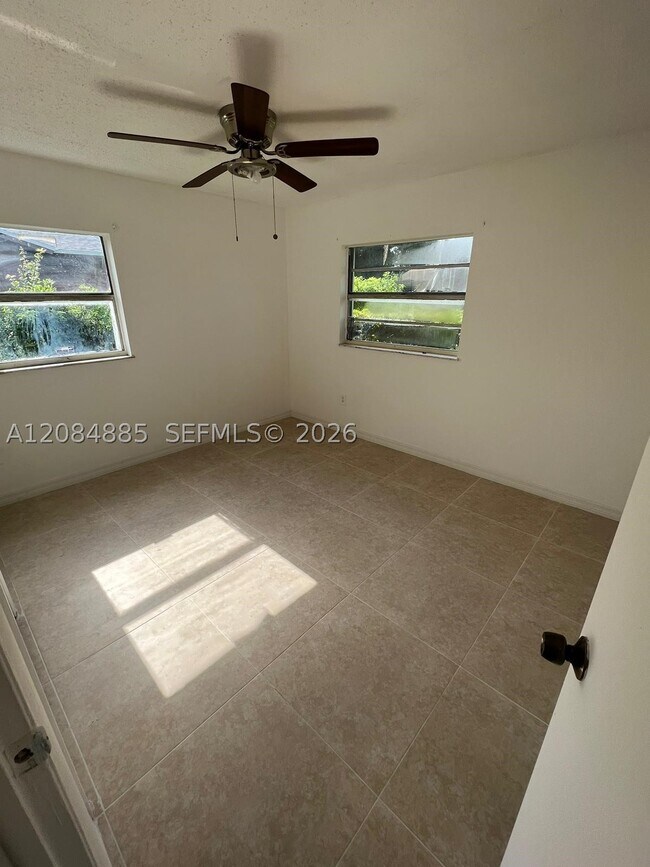 Photo - 3104 Tropic Blvd